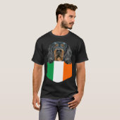 Ireland Flag Gordon Setter Dog In Pocket T-shirt (Voorkant volledig)