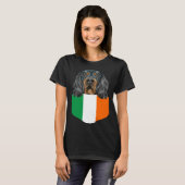 Ireland Flag Gordon Setter Dog In Pocket T-shirt (Voorkant volledig)
