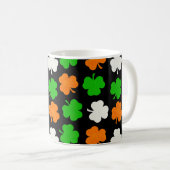 Ireland Papercut Shamrocks - Black Coffee Mok (Voorkant rechts)