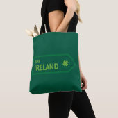 Ireland Road Sign Tote Bag (Dichtbij)