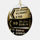 Ireland Roadside Signs Keramisch Ornament (Rechts)