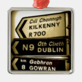 Ireland Roadside Signs Metalen Ornament (Voorkant)