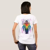 “Iridesca” - Bewaarder van Kleuren T-shirt (Achterkant volledig)