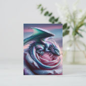 Iridescent Baby Dragon Asleep on Pink Rose Briefkaart (Staand voorkant)