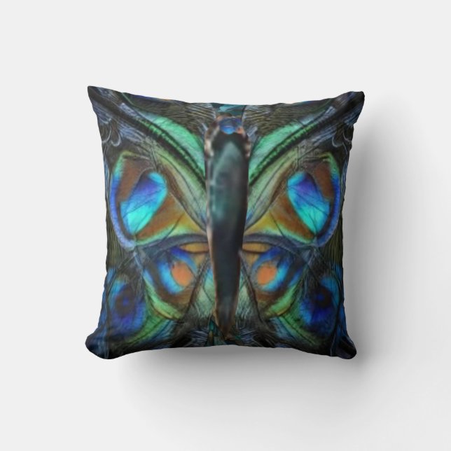 Iridescent blue green butterfly on pillow kussen (Voorkant)
