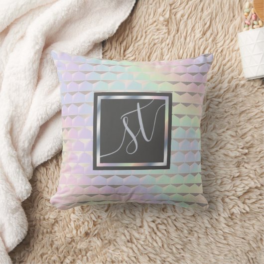 Iridescent Faux Holographic Pattern Monogram Kussen (Deken)