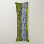 Iridescent Jacana & Rusty Companion – Elegant Body Lichaamskussen (Voorkant Verticaal)