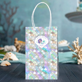 Iridescent Mermaid Scales Clam Shell V1 ID1144 Medium Cadeauzakje