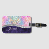Iridescent paars zilveren faux glitter monogram bagagelabel (Voorkant (horizontaal))