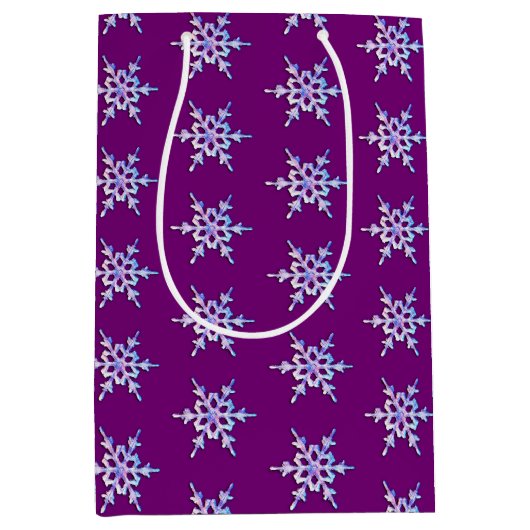 Iridescent sneeuwvlok op amethyst-paars medium cadeauzakje (Voorkant)