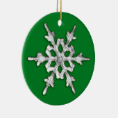 Iridescent Snowflake op Pine Green Keramisch Ornament (Rechts)