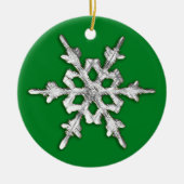 Iridescent Snowflake op Pine Green Keramisch Ornament (Voorkant)