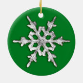 Iridescent Snowflake op Pine Green Keramisch Ornament (Achterkant)