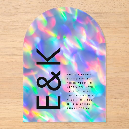Iridescent Ultra Modern Monogram Weddenschap Acryl Uitnodigingen (Voorkant)