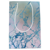 Iridiscence Marmer | Trendy Nep Holo Blauw Roze Medium Cadeauzakje (Voorkant)