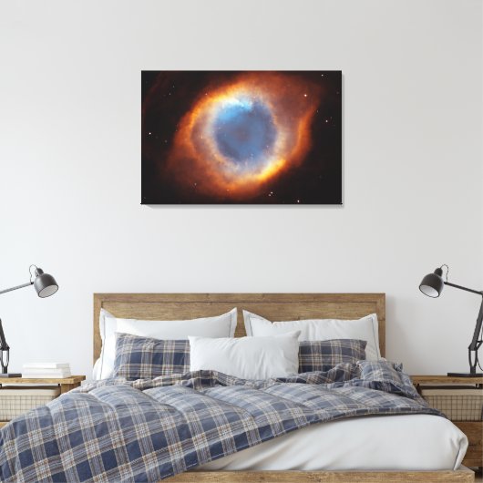 Iridiserende luister van de nabije Helixnevel Canvas Afdruk (Insitu (Slaapkamer))