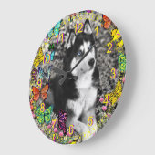 Irie the Siberian Husky in Butterflies II Grote Klok (Hoek)