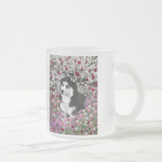 Irie the Siberian Husky in Flowers Matglas Koffiemok