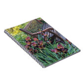 Iris Blooms en Garden Park Bench Bloemen Notitieboek (Rechterzijde)