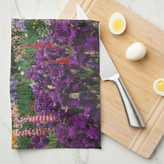 Iris en Lupine garden en Teton Range; Theedoek (Quarter Fold)