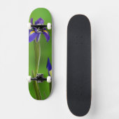 Iris Flowers Skateboard (Voorkant)