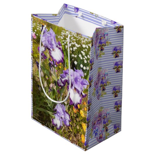 Iris Irissen Paarse Bloem Verjaardag Meisjes Naam Medium Cadeauzakje (Achterkant Gekanteld)