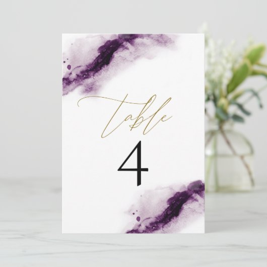 IRIS | Plum Paarse Waterverf Gouden Tafelnummer (Staand voorkant)