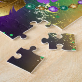 Iriserende mardi gras achtergrond met kralen legpuzzel (Zijkant)
