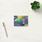 Iriserende mardi gras achtergrond met kralen post-it® notes (Kantoor)