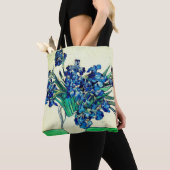 Irises (1890) van Vincent Van Gogh Tote Bag (Dichtbij)
