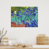 Irises van Vincent Van Gogh die een levendige schi Poster (Keuken)