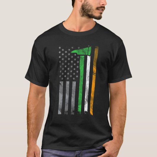 Irish American US Flag Firefighter Axe Fire St Pat T-shirt (Voorkant)