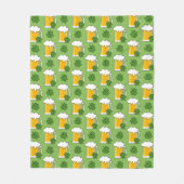 Irish Beer Mok met Shamrock Clover Pattern Fleece Deken (Voorkant)