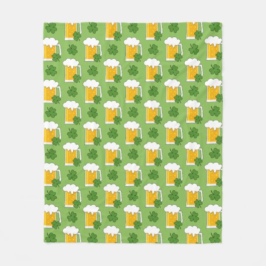 Irish Beer Mok met Shamrock Clover Pattern Fleece Deken (Voorkant)