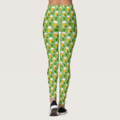 Irish Beer Mok met Shamrock Clover Pattern Leggings (Achterkant)