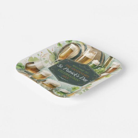 Irish Brews & Cheers St. Patrick's Day Party Papieren Bordje (Gebogen)