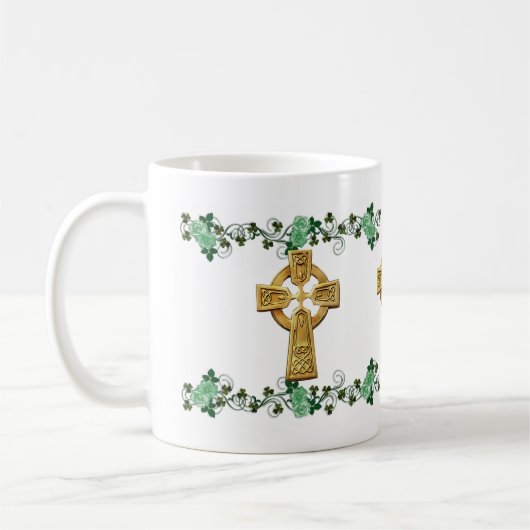 Irish Celtic Cross en shamrocks mok (Links)