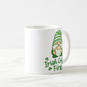 Irish Coffee First Cute Gnome St. Patrick's Day Koffiemok (Voorkant rechts)