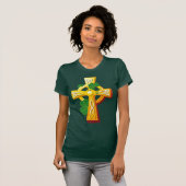 Irish Cross and Shamrocks St. Patrick's Day T-shirt (Voorkant volledig)