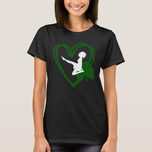 Irish Dancer and Green Heart Irish Dance T-shirt (Voorkant)