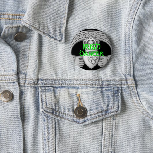 IRISH DANCER Button / Pin - FEIS (In situ)