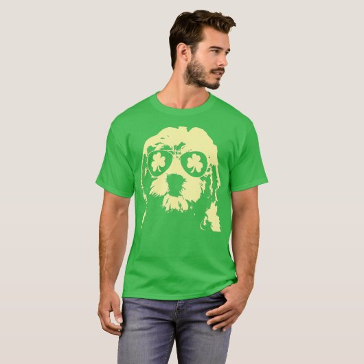 Irish Doodle Dog Goldendole St Patricks Day T-shirt (Voorkant volledig)