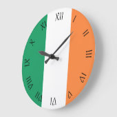 Irish Flag Black Script Roman Numbers wccn Grote Klok (Hoek)