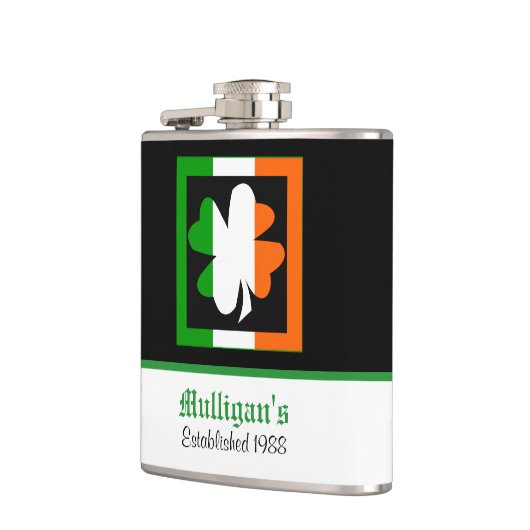 Irish Flag Border Shamrock Personalized Heupfles (Links)