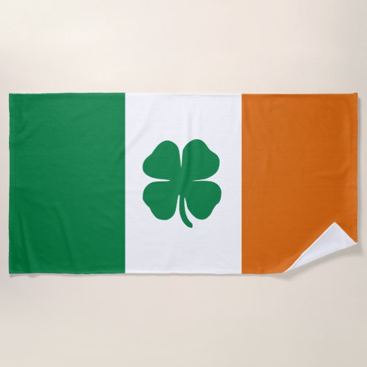 Irish Flag Patriotic Ireland Flag Four leaf clover Strandlaken (Voorkant)