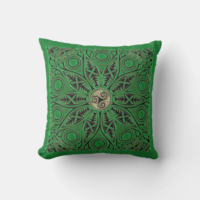 Irish Green Celtic Mandala Trisaking Outdoor Pillo Buitenkussen (Voorkant)