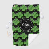 Irish Green Shamrocks St Patricks Day Monogram Golfhanddoek (Insitu)