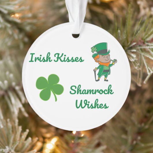 Irish Kisses, Shamrock wil op een Ornament (Boom)