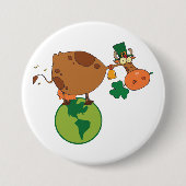Irish Leprechaun Cow Standing on Planet Earth Ronde Button 7,6 Cm (Voorkant)