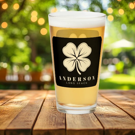 Irish Lucky Four Leaf Clover met de naam Black Pin Glas